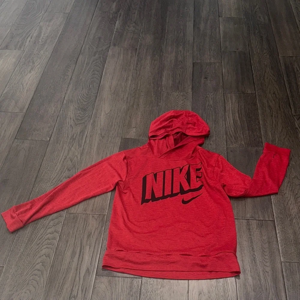 Nike Pullover Hooded long sleeve shirt